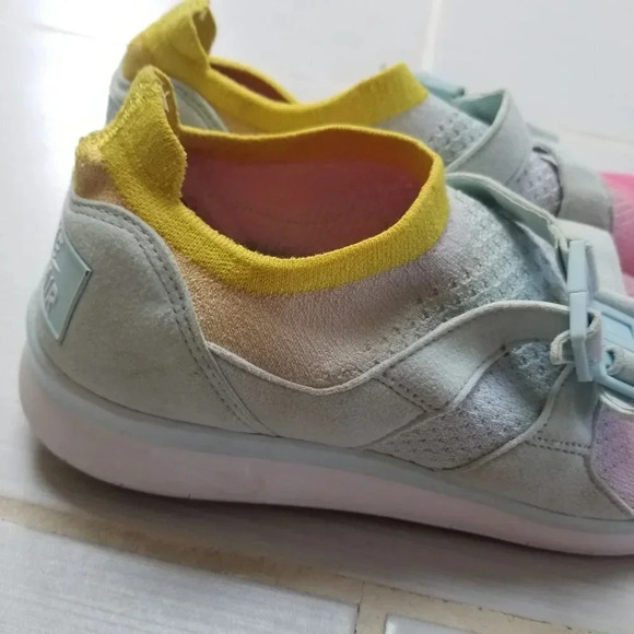 Nike Air Sockracer Flyknit White/Glacier Blue-Racer Pink 8 - Picture 12 of 12